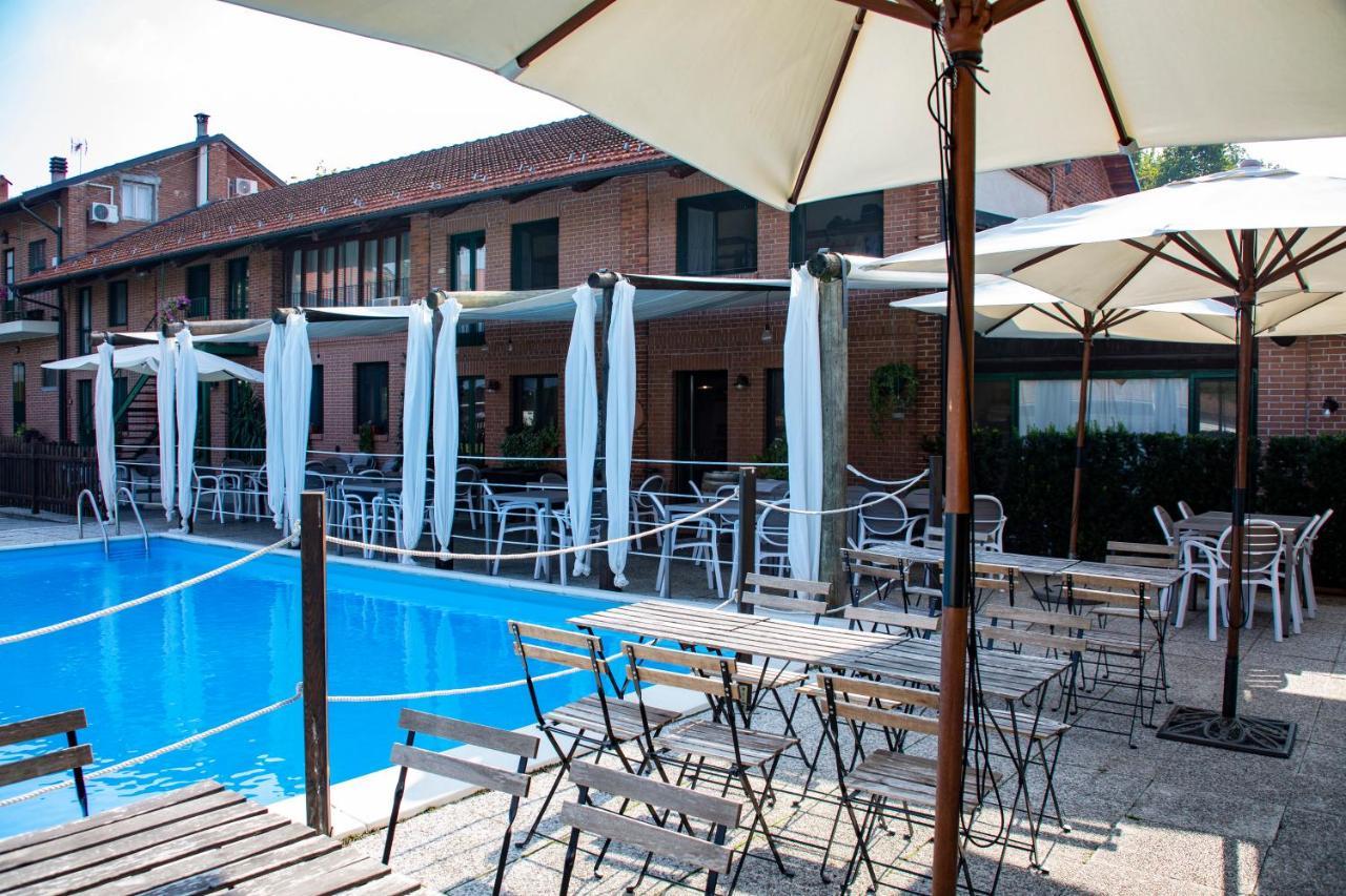 Agriturismo La Margherita Carmagnola Bagian luar foto