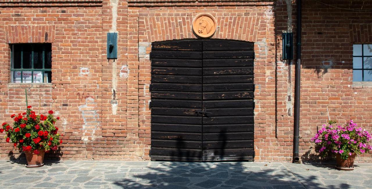 Agriturismo La Margherita Carmagnola Bagian luar foto